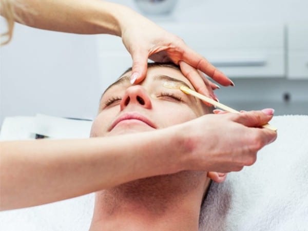 Professional Eyebrow Waxing